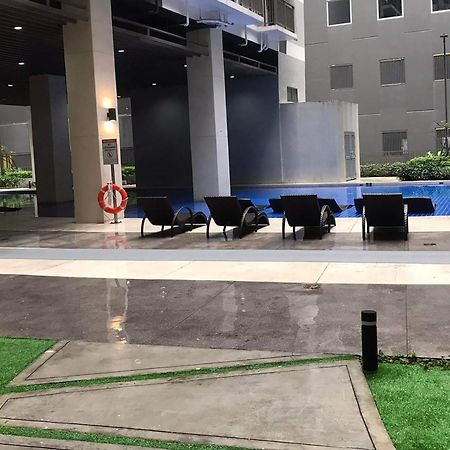 C Place - Capsule A Pasay Bagian luar foto