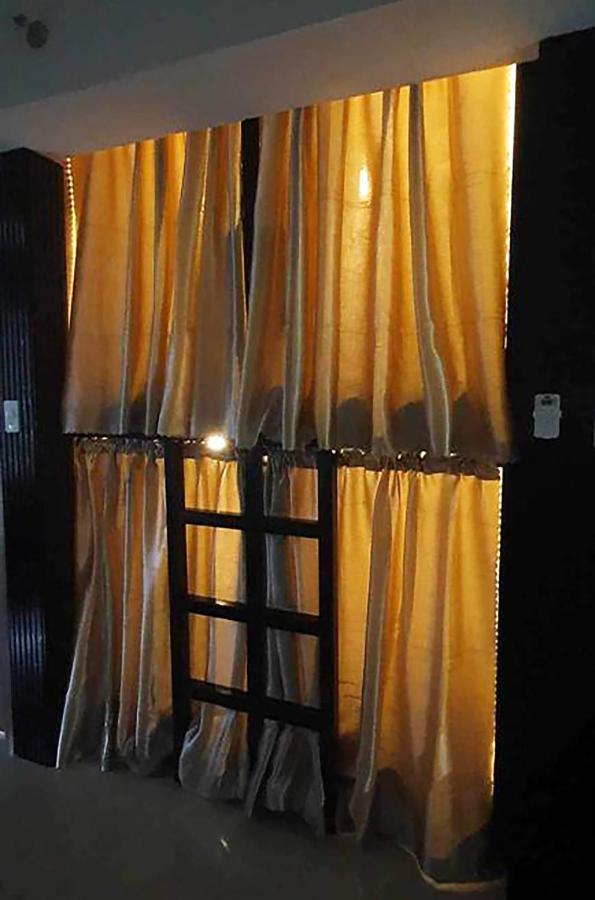 C Place - Capsule A Pasay Bagian luar foto