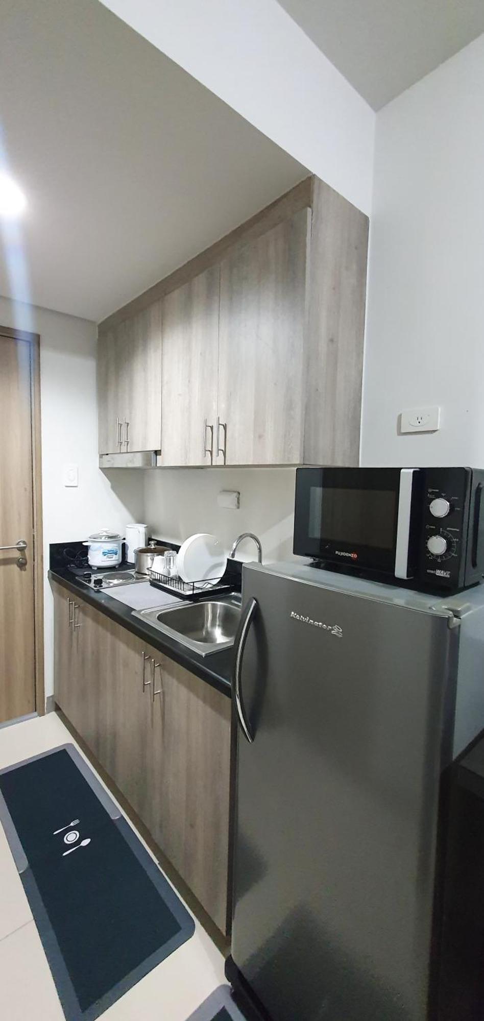 C Place - Capsule A Pasay Bagian luar foto